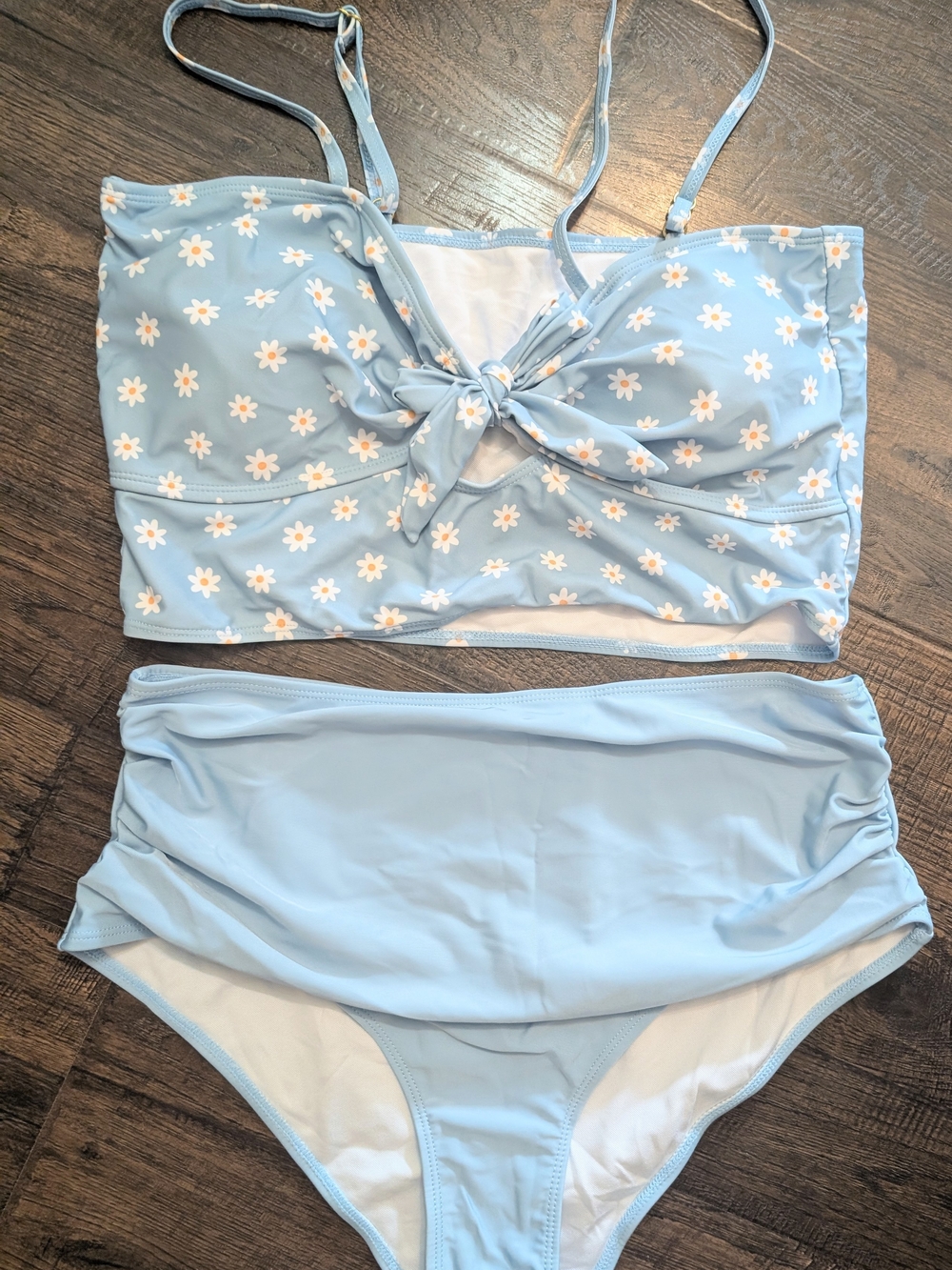 SHEIN Light Blue Daisy Print Tie-Front Bikini Set